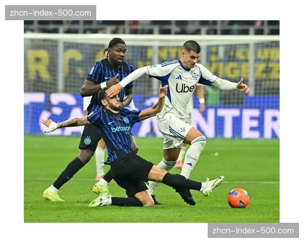 意甲争冠格局:国际米兰如何稳居榜首,战术优势与隐患并存 意甲争冠格局:国际米兰如何稳居榜首,战术优势与隐患并存